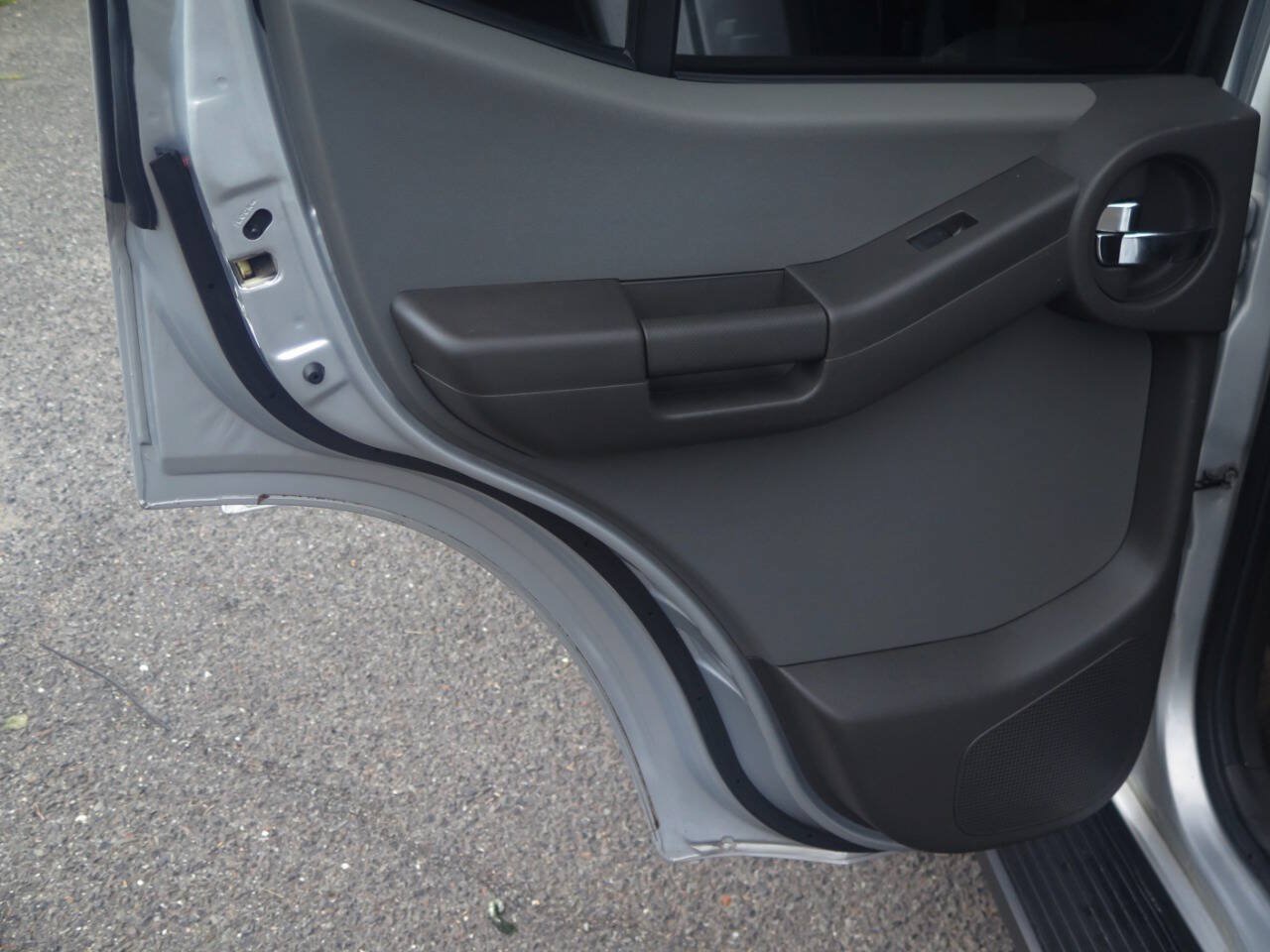 Used 2011 Nissan Xterra S w/ 4X4 Value Package image 19