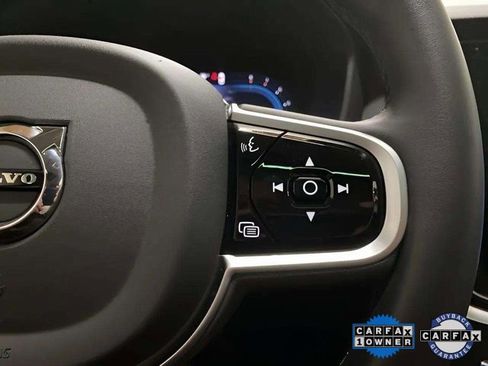 Used 2025 Volvo V60 B5 Cross Country Plus image 38