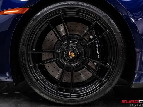 Used 2024 Porsche 911 Carrera GTS RWD image 23