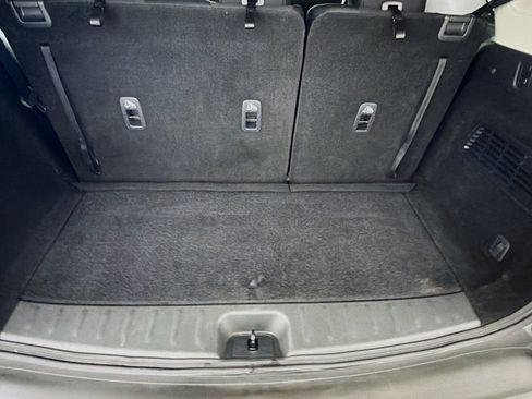 Used 2025 Nissan Pathfinder SV FWD image 29