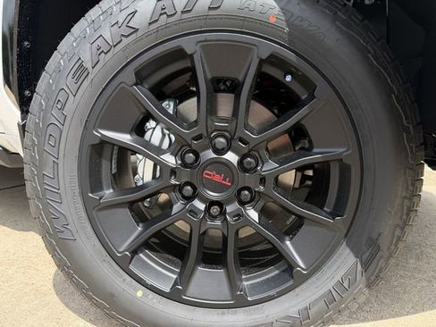 New 2026 Toyota Tundra Platinum AWD/4WD image 11