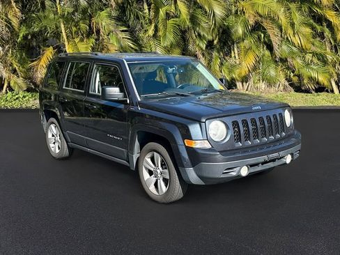 Used 2014 Jeep Patriot Latitude image 4