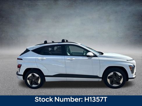 New 2025 Hyundai Kona SEL image 6