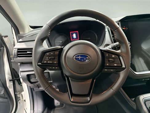 Used 2025 Subaru Crosstrek 2.5i Limited w/ Crosstrek Mirror Package AWD/4WD image 15