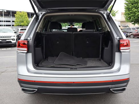 Certified 2024 Volkswagen Atlas SE AWD/4WD image 5