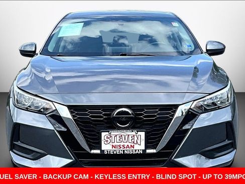 Used 2021 Nissan Sentra SV FWD image 2