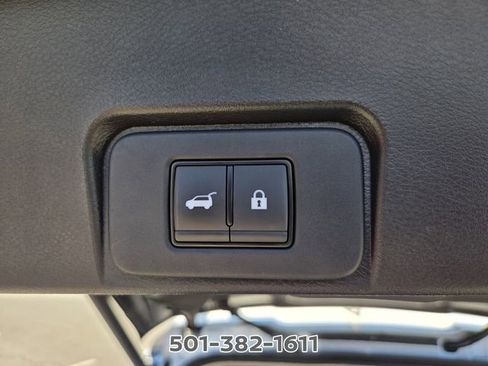Certified 2024 Nissan Rogue SV FWD image 16