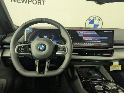 New 2026 BMW 530i xDrive w/ M Sport Package AWD/4WD image 18
