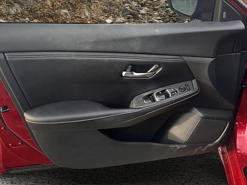 Used 2021 Nissan Sentra SV image 21