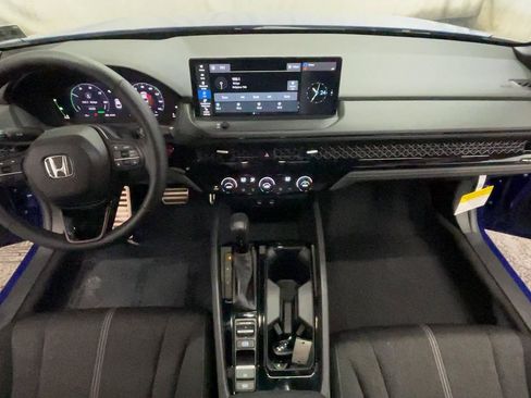 Used 2024 Honda Accord Sport image 24