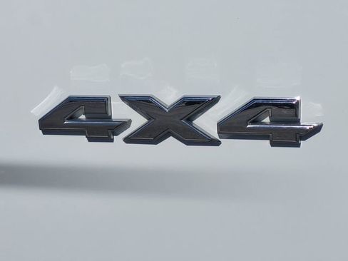 Certified 2023 RAM 1500 Classic SLT w/ Electronics Group image 9