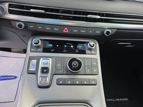 Used 2025 Hyundai Palisade Calligraphy FWD image 26