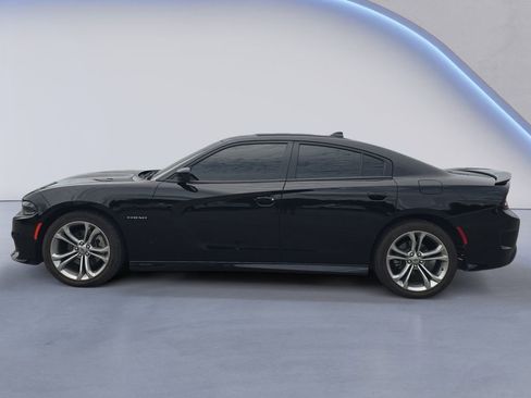 Used 2022 Dodge Charger R/T RWD image 3