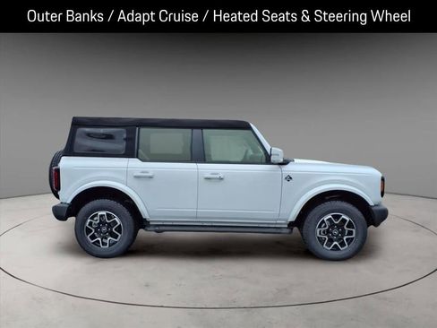 Used 2024 Ford Bronco Outer Banks image 9