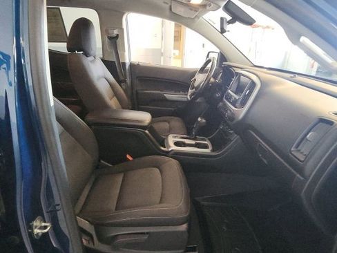 Used 2020 Chevrolet Colorado LT AWD/4WD image 18