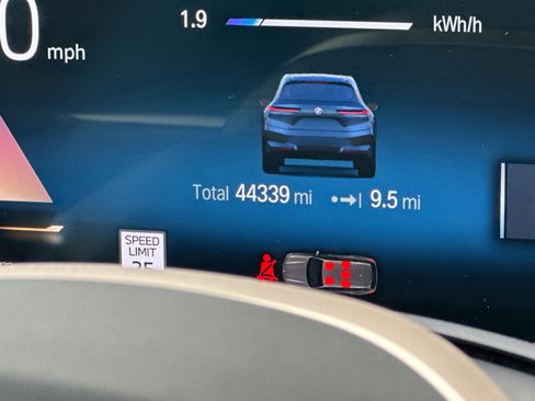 Used 2023 BMW iX xDrive50 w/ Ultimate Package 2 image 26