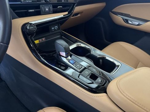 Certified 2025 Lexus NX 250 FWD w/ Accessory Package (Z1) image 20