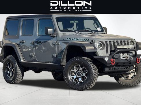 Used 2018 Jeep Wrangler Unlimited Rubicon AWD/4WD image 2