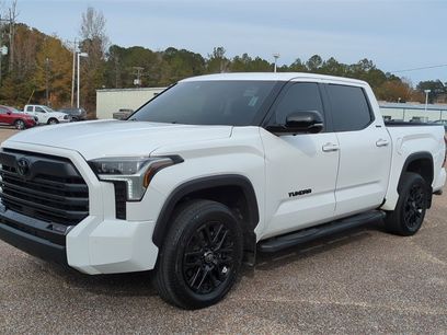 Used 2025 Toyota Tundra Platinum