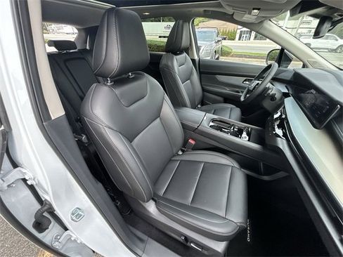 Certified 2025 Nissan Murano SL image 26