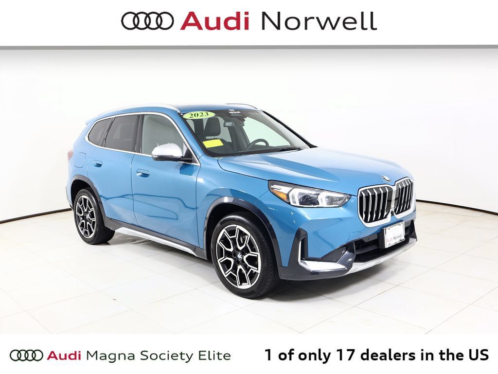 Used 2023 BMW X1 xDrive28i AWD/4WD image 1