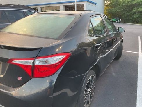 Used 2015 Toyota Corolla S FWD image 5