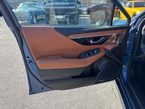 Used 2022 Subaru Legacy Touring XT w/ Popular Package #3 image 27