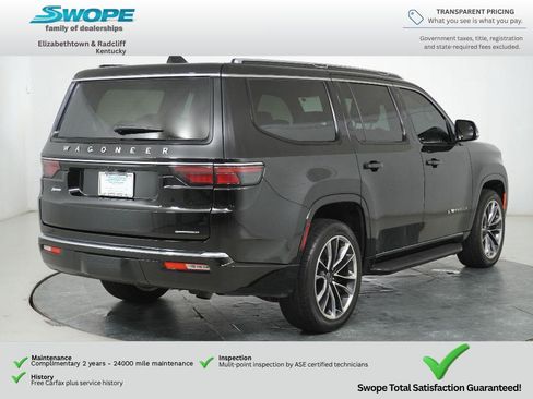 Used 2024 Jeep Wagoneer Series II w/ Premium Group I AWD/4WD image 3