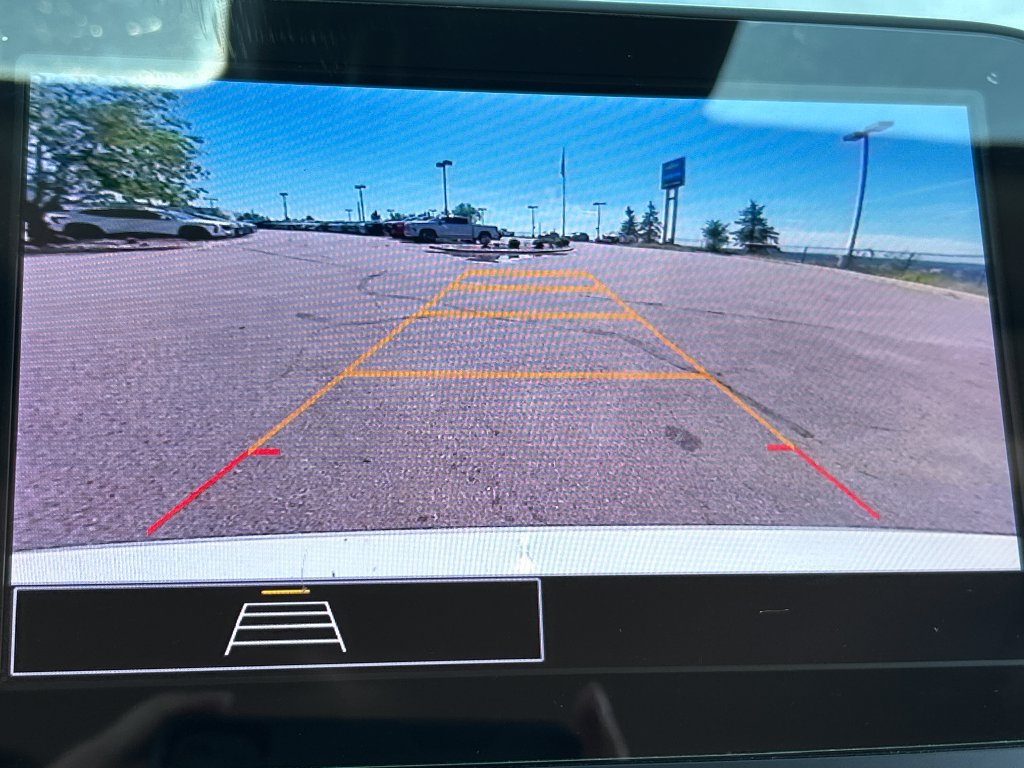 Used 2024 Chevrolet Malibu LS FWD image 12