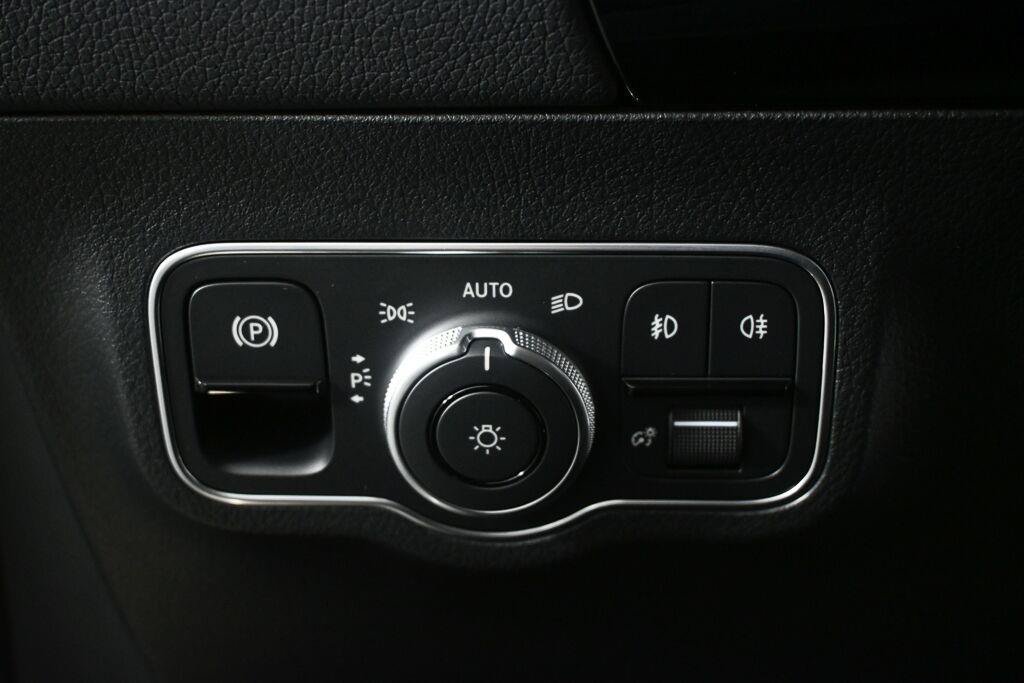 Used 2026 Mercedes-Benz GLA 250 image 9