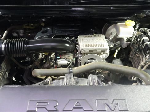 Used 2023 RAM 1500 Big Horn AWD/4WD image 25