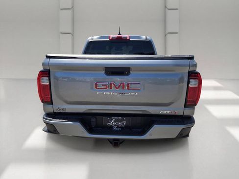 Used 2023 GMC Canyon AT4 w/ AT4 Premium Package AWD/4WD image 6