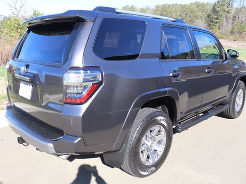 Used 2016 Toyota 4Runner Trail Premium image 15