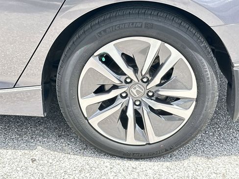 Used 2018 Honda Accord EX-L image 12