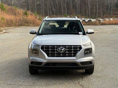 New 2026 Hyundai Venue SEL image 9