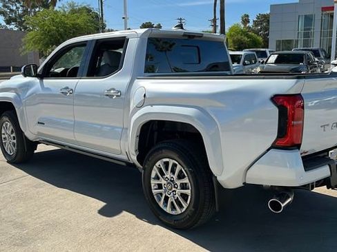 New 2026 Toyota Tacoma Limited AWD/4WD image 23