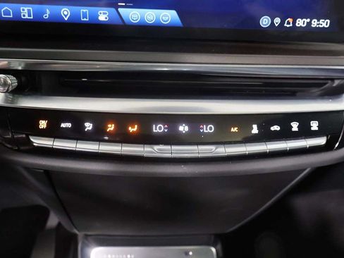 Used 2024 Cadillac Lyriq Tech RWD image 42