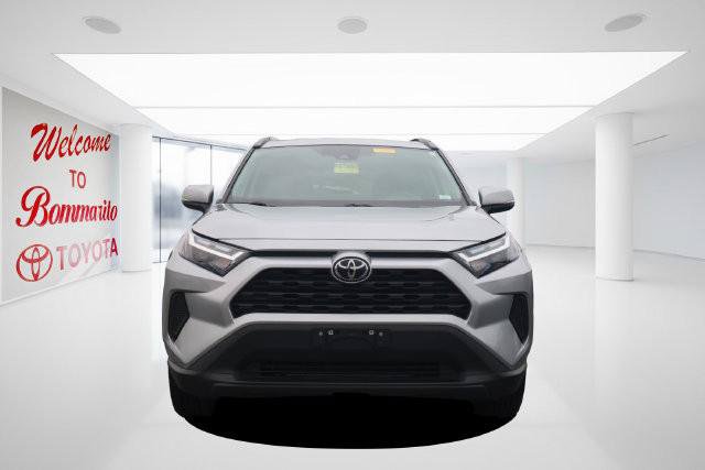 Certified 2025 Toyota RAV4 XLE w/ Weather Package AWD/4WD image 4