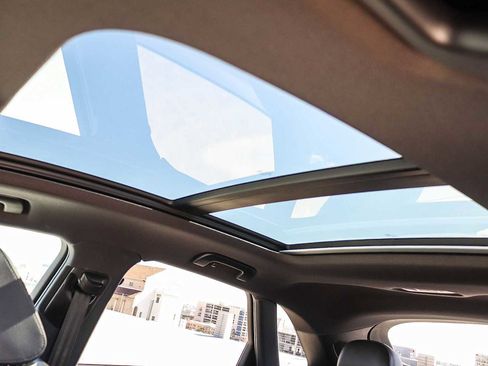 Used 2018 Audi Q3 2.0T Premium Plus w/ Premium Plus Package image 38