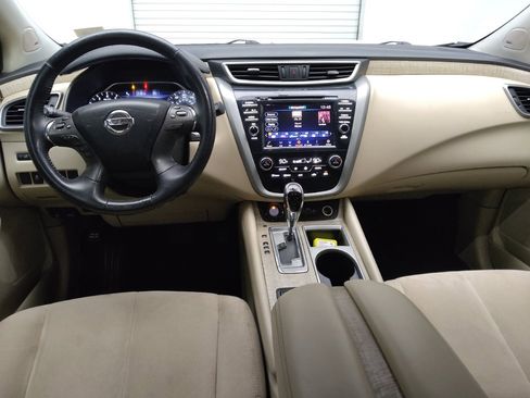 Used 2019 Nissan Murano SV w/ Premium Package image 22