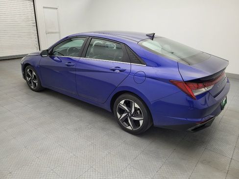 Used 2023 Hyundai Elantra Limited FWD image 3