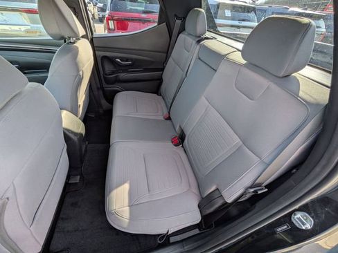 Used 2023 Hyundai Santa Cruz SEL AWD/4WD image 15