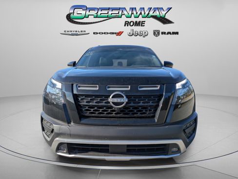 Used 2025 Nissan Pathfinder Rock Creek image 3