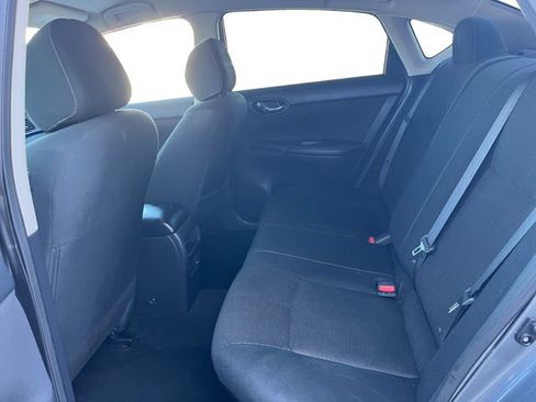 Used 2019 Nissan Sentra S image 13