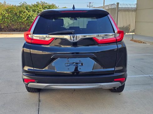 Used 2018 Honda CR-V LX image 6
