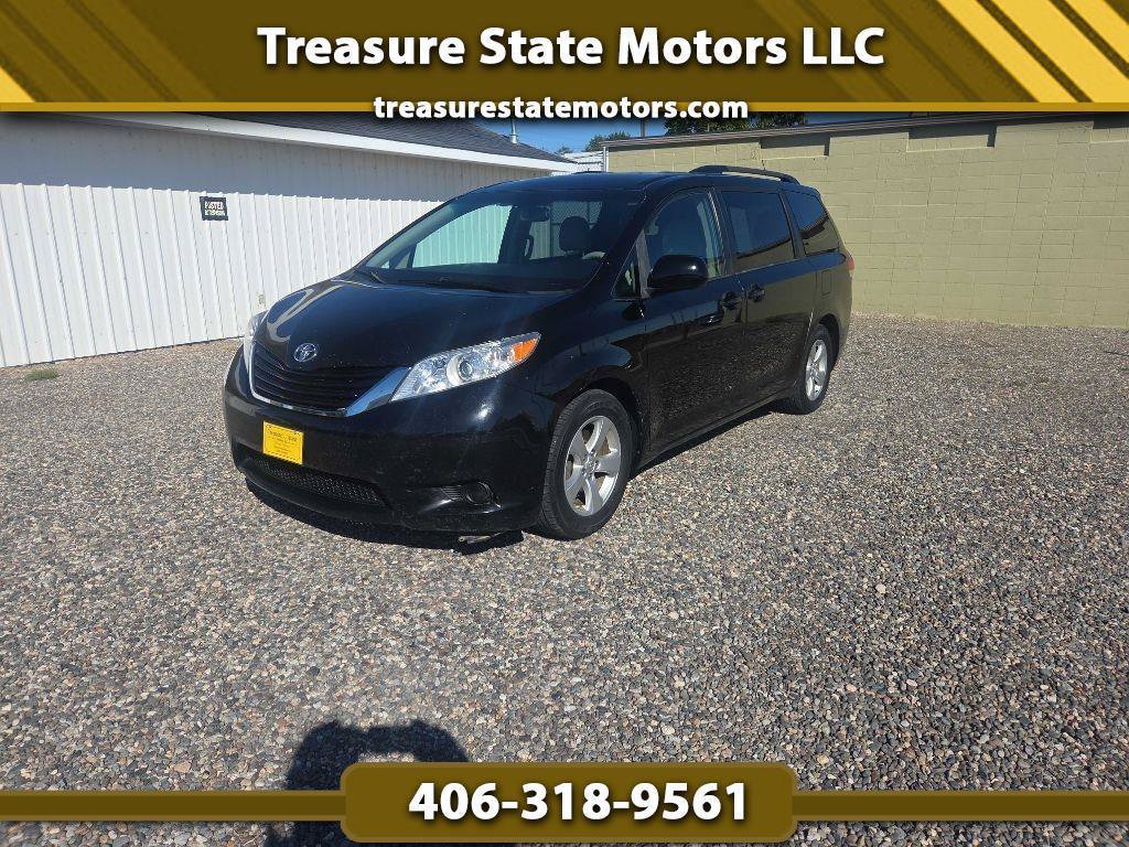 Used 2014 Toyota Sienna LE FWD image 1