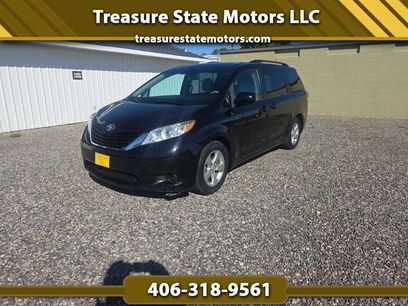Used 2014 Toyota Sienna LE