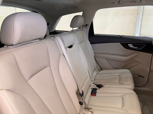 Used 2018 Audi Q7 3.0T Prestige AWD/4WD image 39