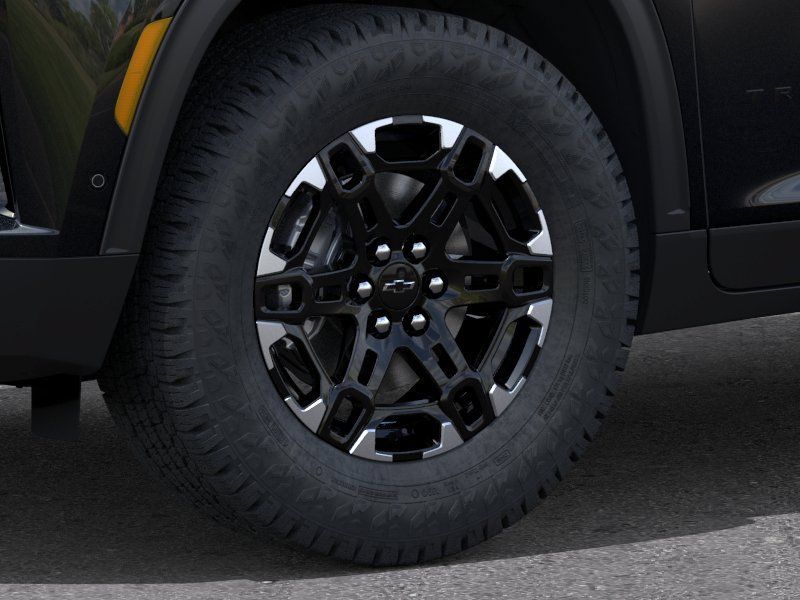 New 2027 Chevrolet Traverse Z71 w/ Enhanced Driving Package AWD/4WD image 13