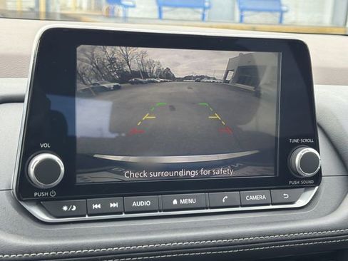 Certified 2023 Nissan Rogue SV image 6